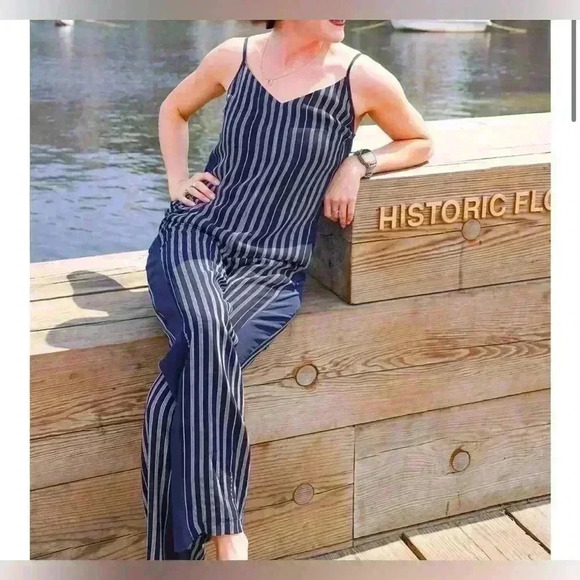 Rag & bone navy logo stripe jumpsuit size 6 - Picture 1 of 7